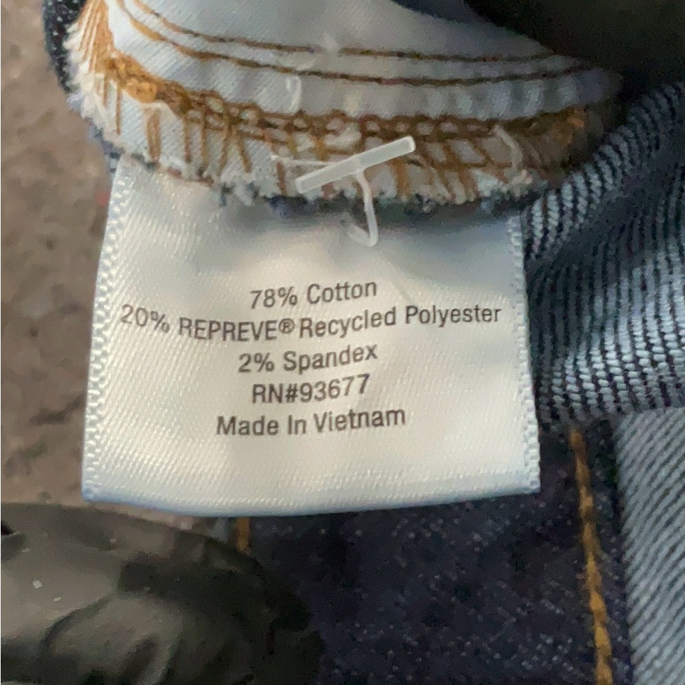 Jeans - Picture 4 of 5